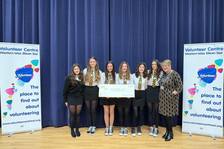 The winning group with Chrisell Macleod from Crossroads